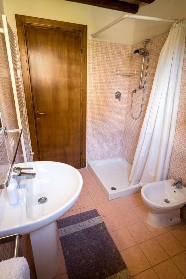 Agriturismo Il Canterino グアルディスタッロ エクステリア 写真