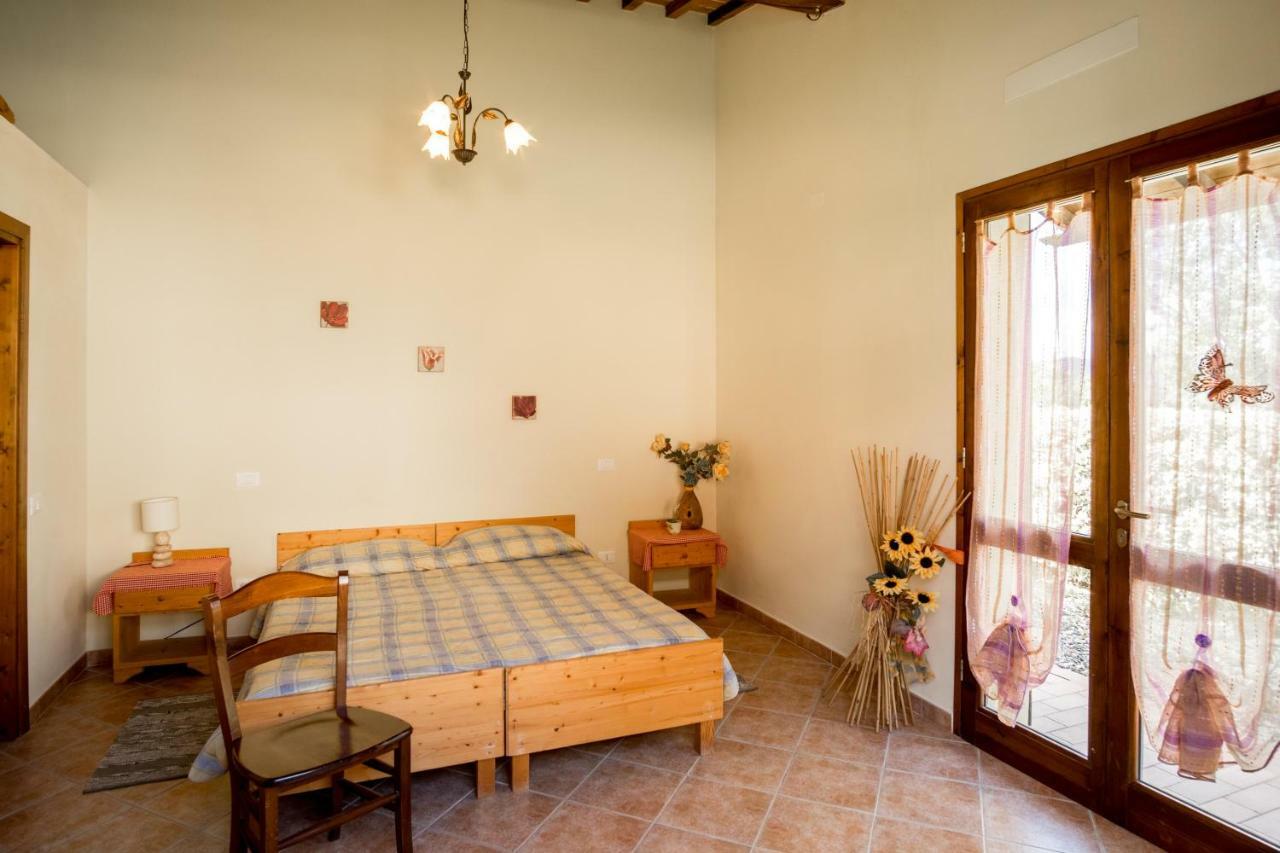 Agriturismo Il Canterino グアルディスタッロ エクステリア 写真